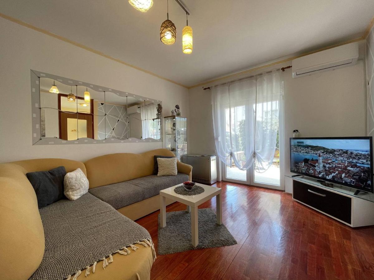 Apartment Malu Pula Exterior photo