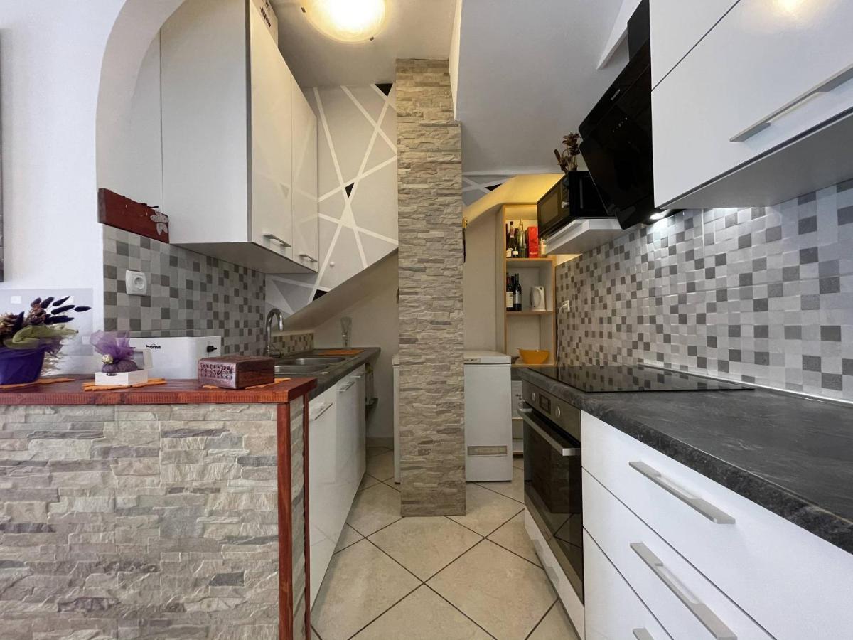 Apartment Malu Pula Exterior photo